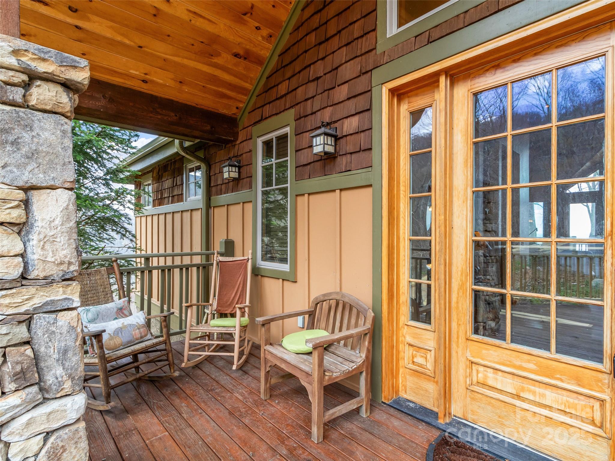 20 Springflower Court Burnsville NC 28714