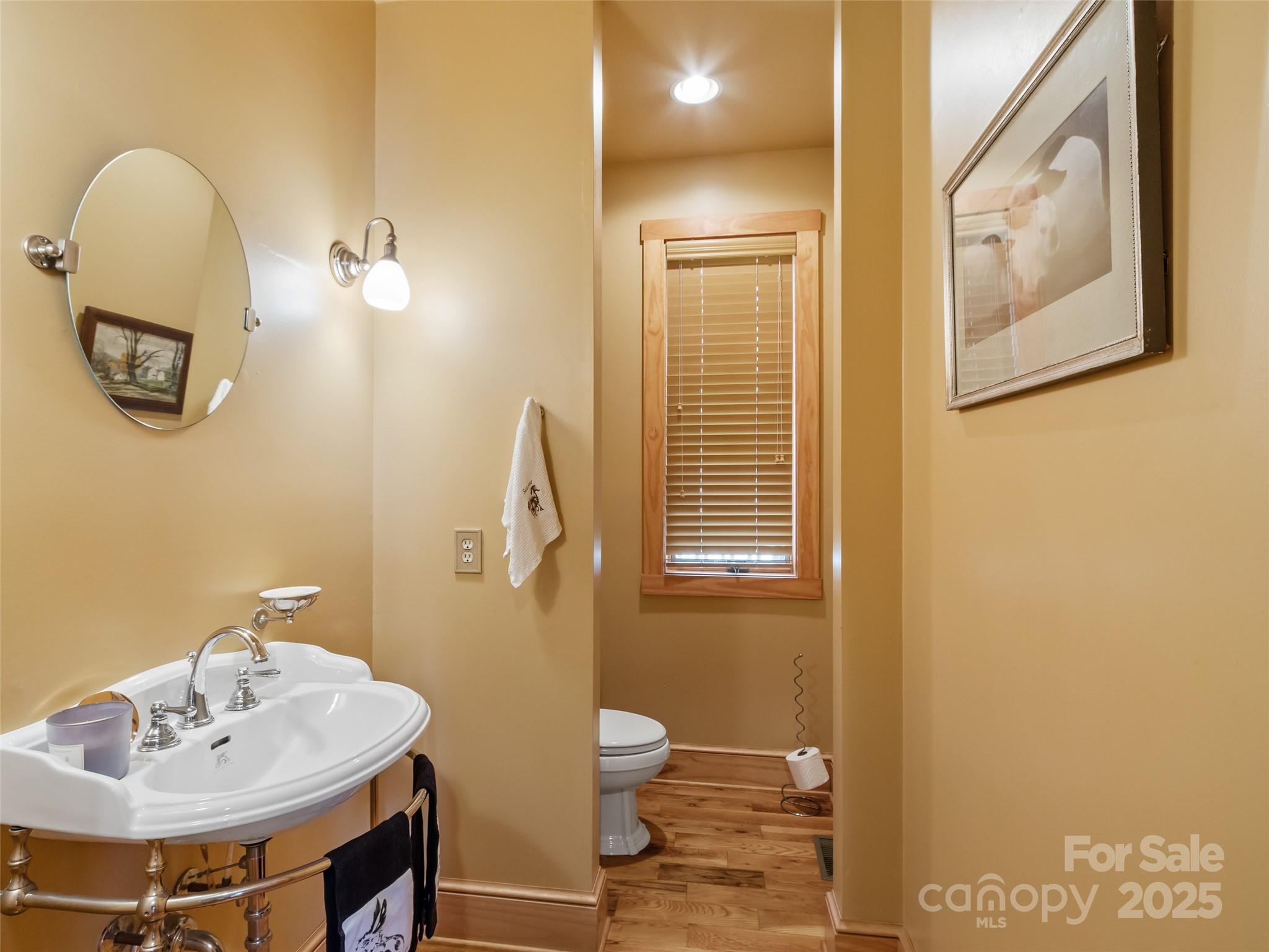 20 Springflower Court Burnsville NC 28714