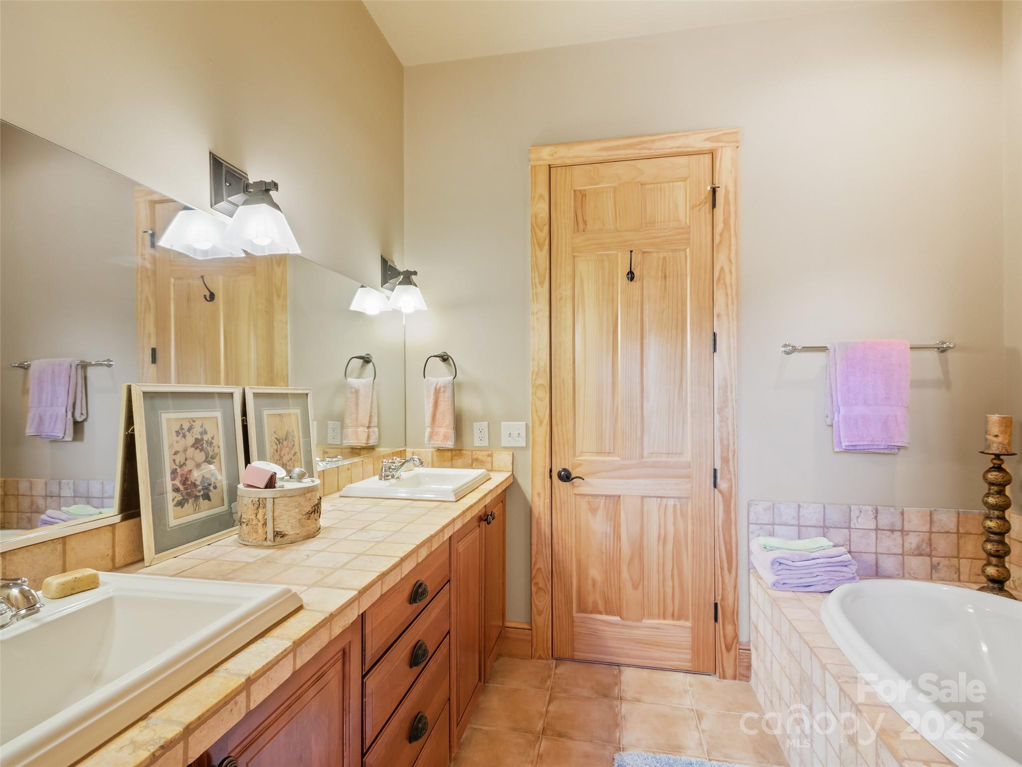 20 Springflower Court Burnsville NC 28714