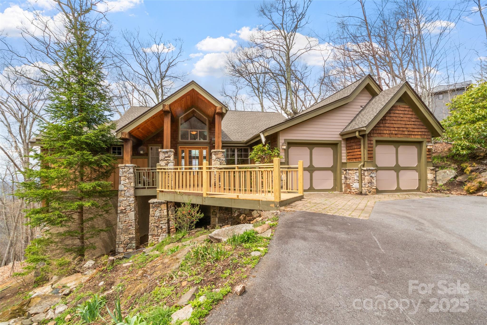 20 Springflower Court Burnsville NC 28714