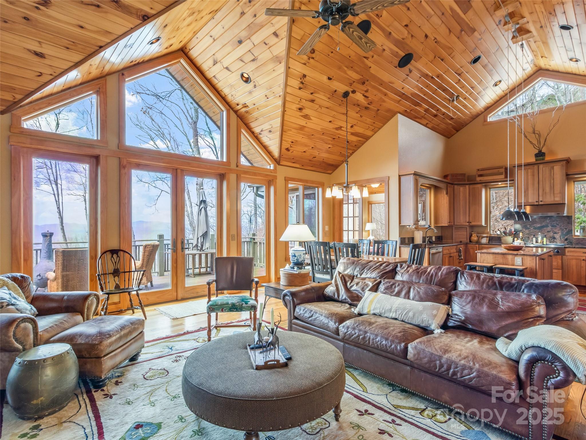 20 Springflower Court Burnsville NC 28714