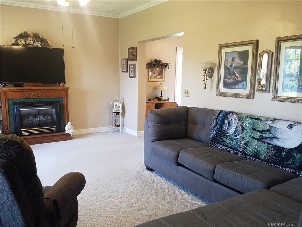1259 Windswept Ridge Road Marshall NC 28753