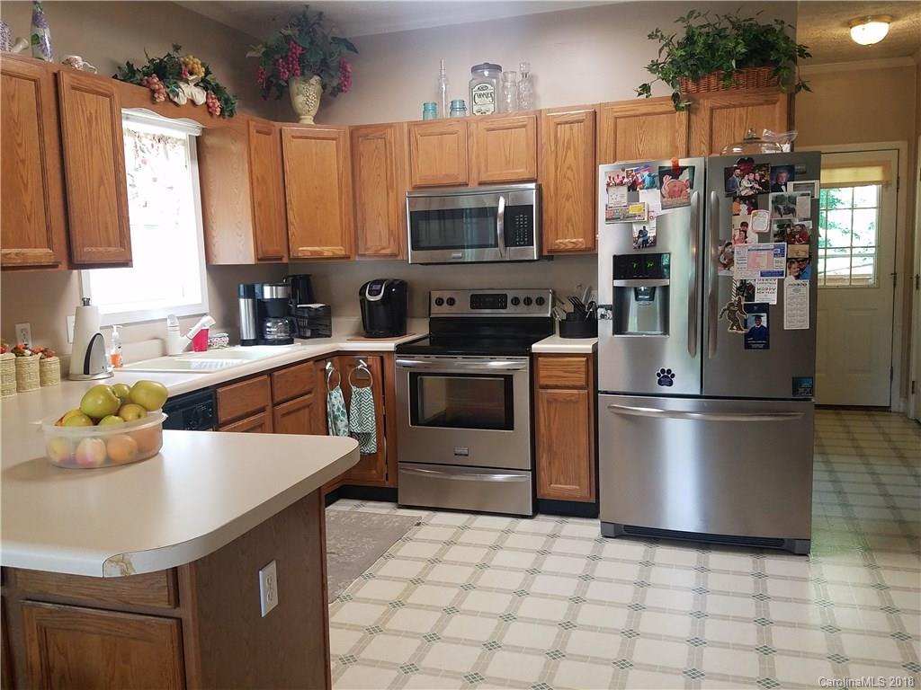 1259 Windswept Ridge Road Marshall NC 28753