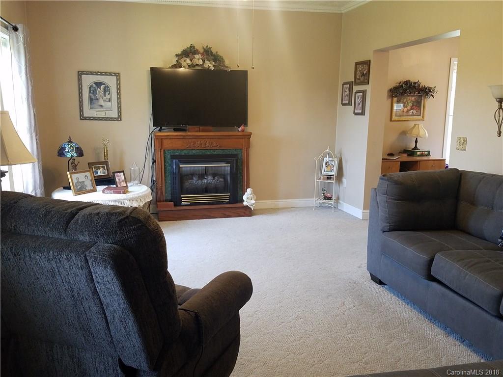 1259 Windswept Ridge Road Marshall NC 28753