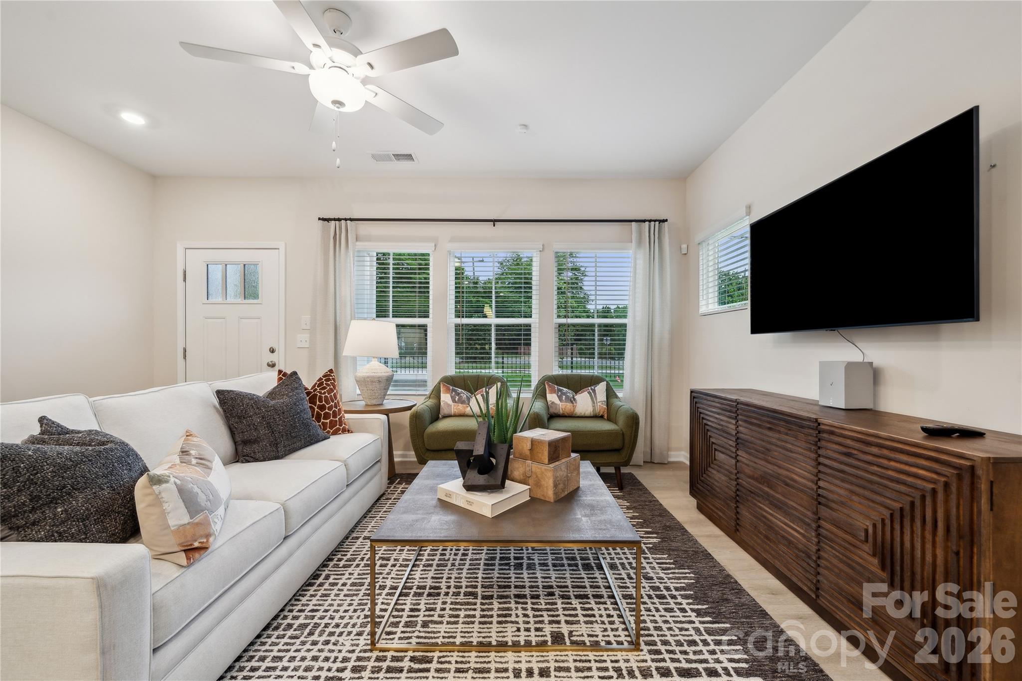 5613 Retledge Street Charlotte NC 28269