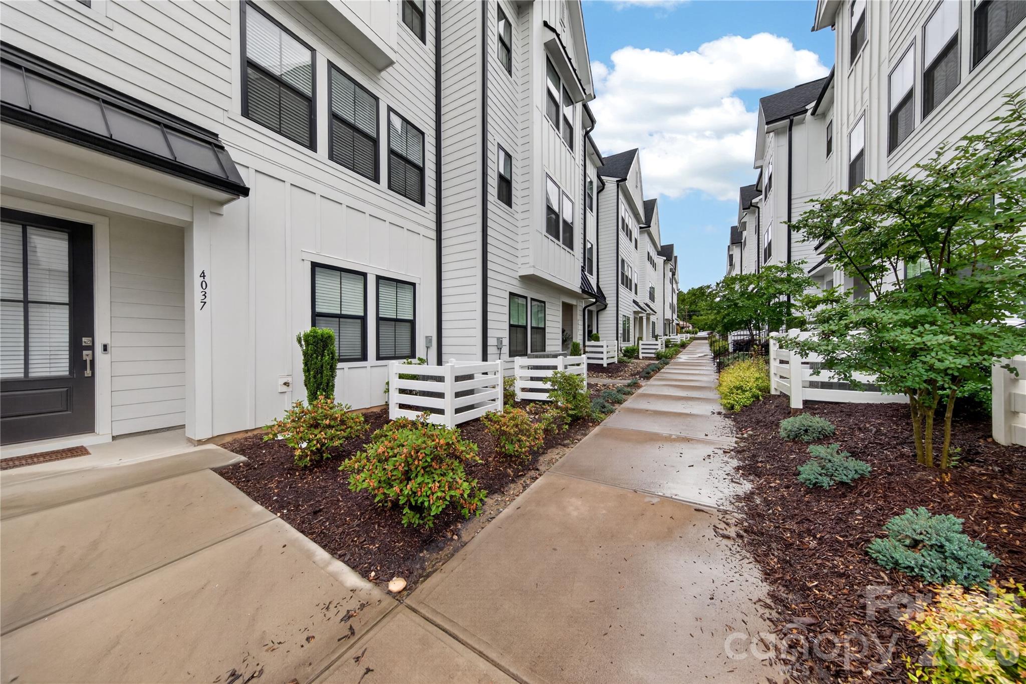 4033 Polluck Way Charlotte NC 28209