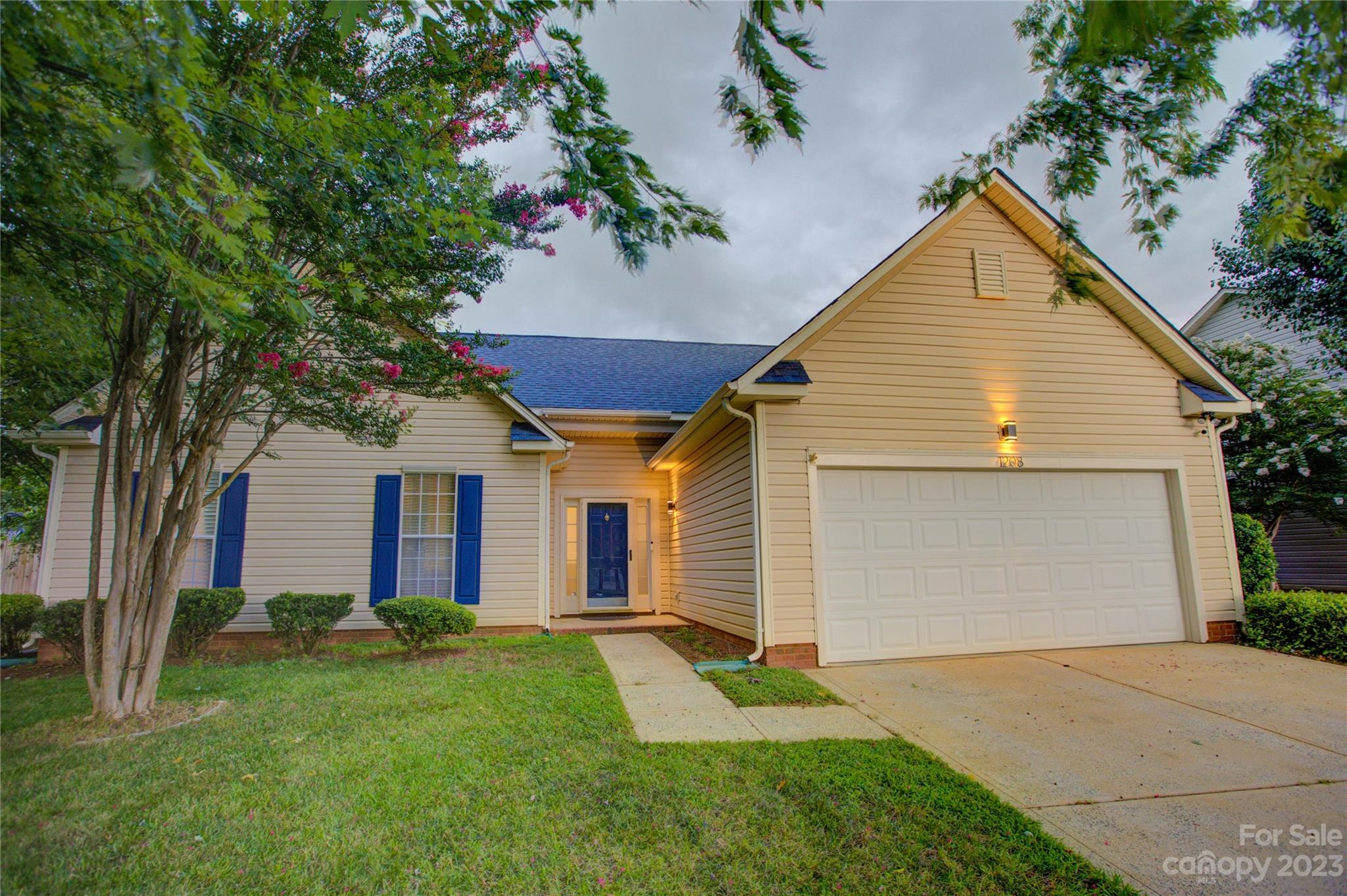 1208 Land Grant Road Charlotte NC 28217