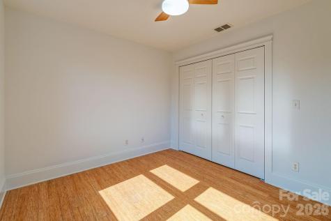 60 Sunrise Drive Asheville NC 28806