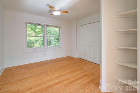 60 Sunrise Drive Asheville NC 28806