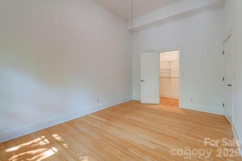 60 Sunrise Drive Asheville NC 28806