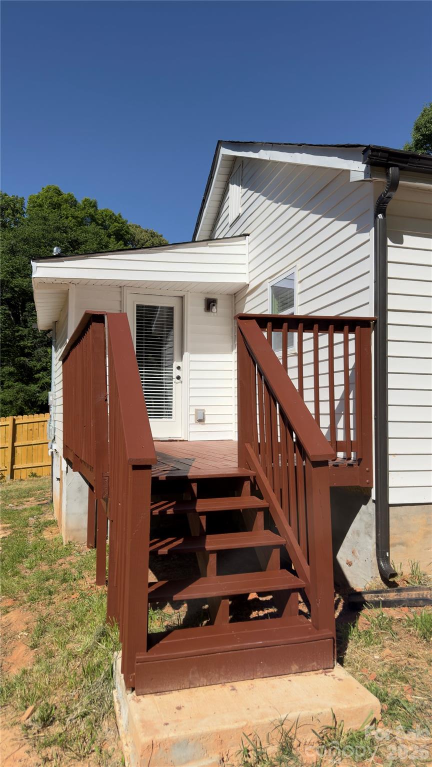 15 Groves Street Cramerton NC 28032