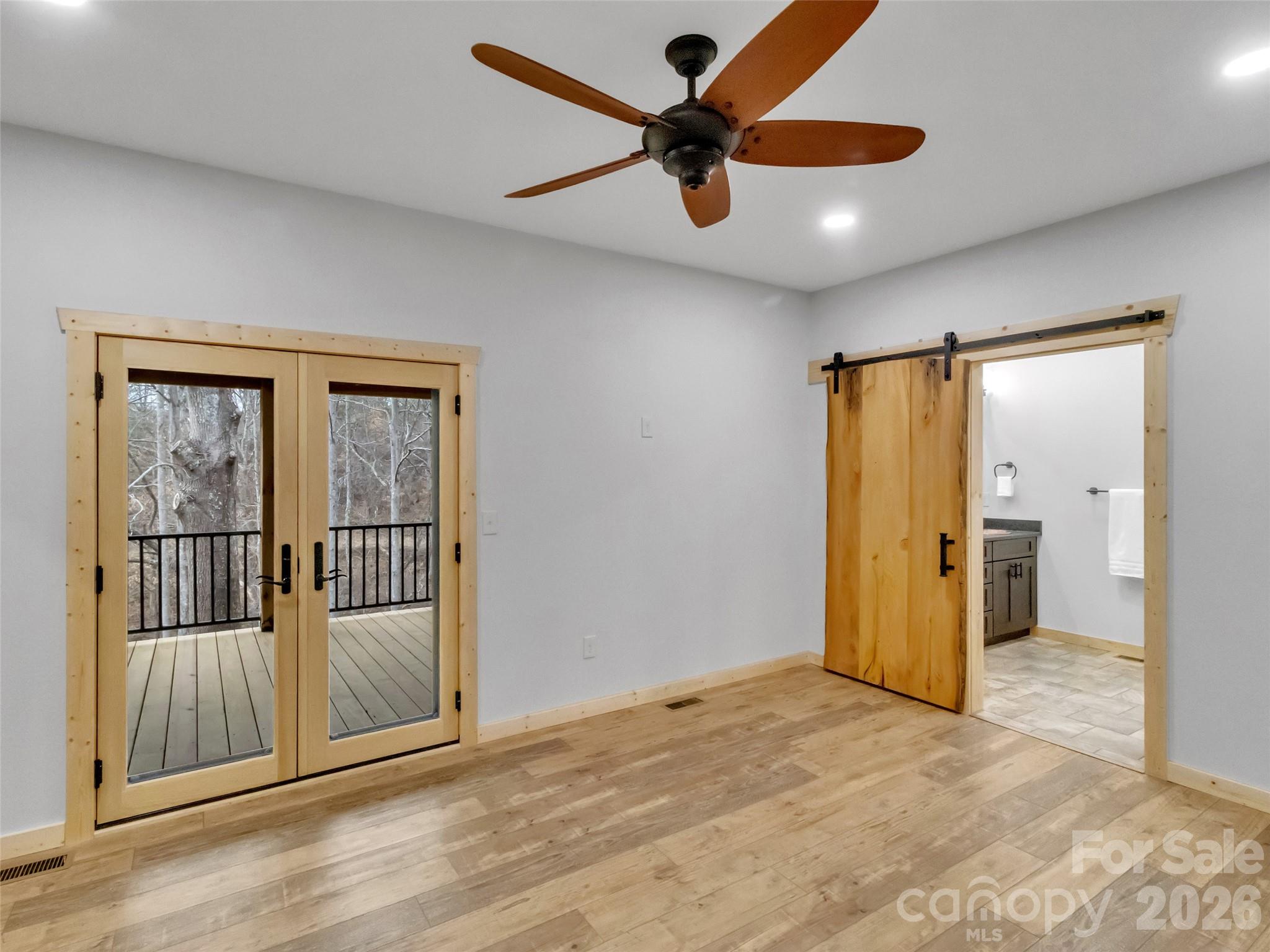 171 Cowtail Cove Clyde NC 28721
