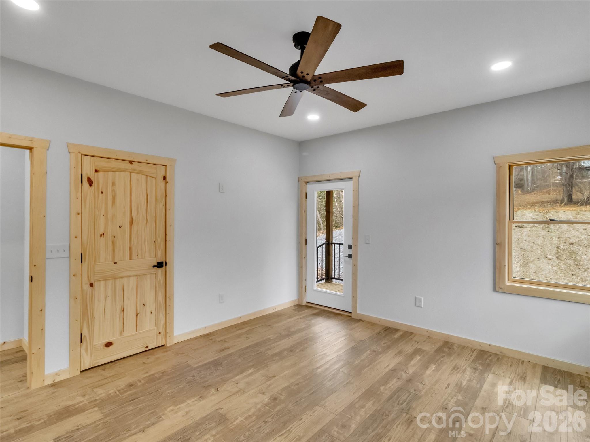 171 Cowtail Cove Clyde NC 28721