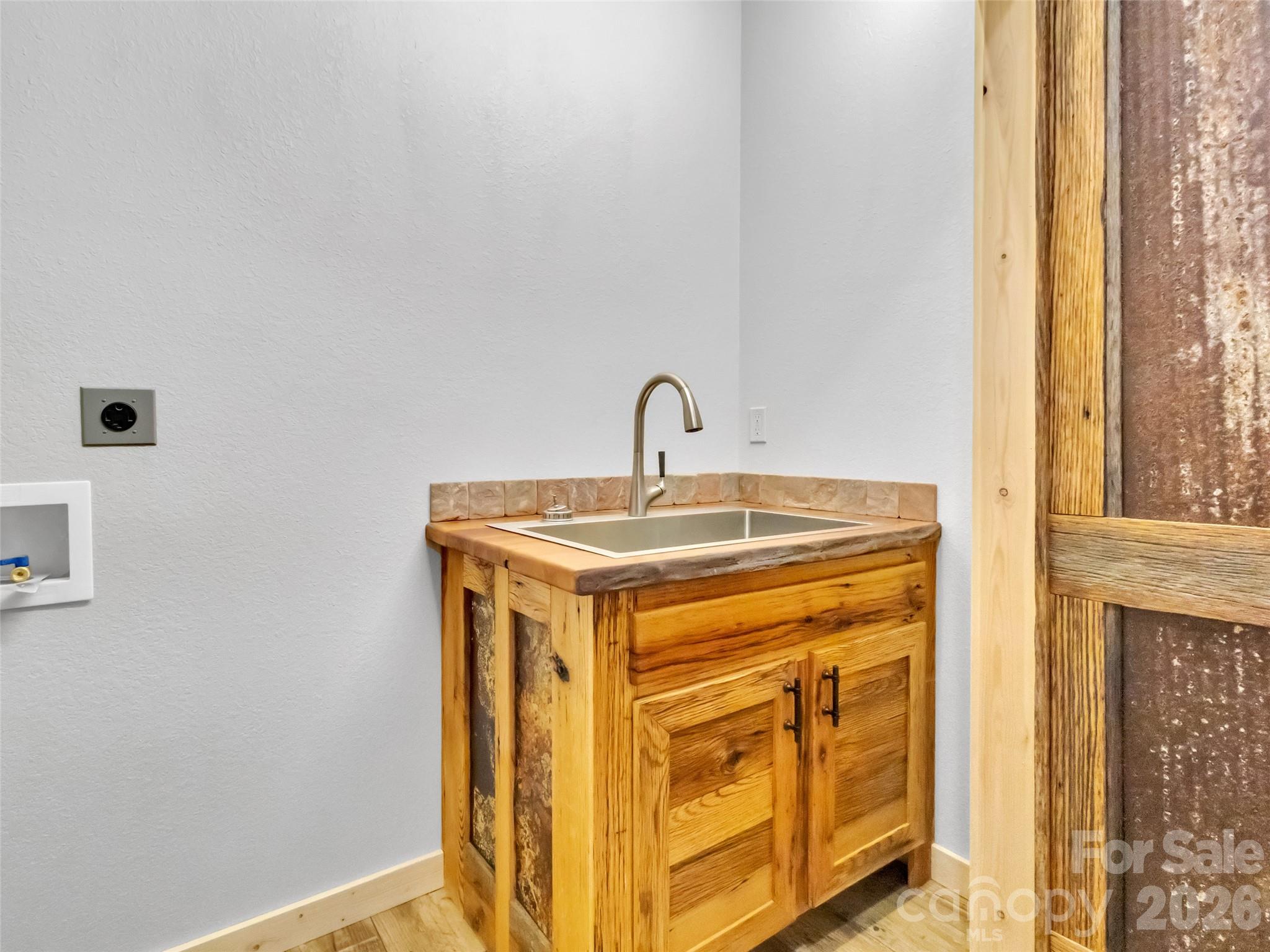171 Cowtail Cove Clyde NC 28721
