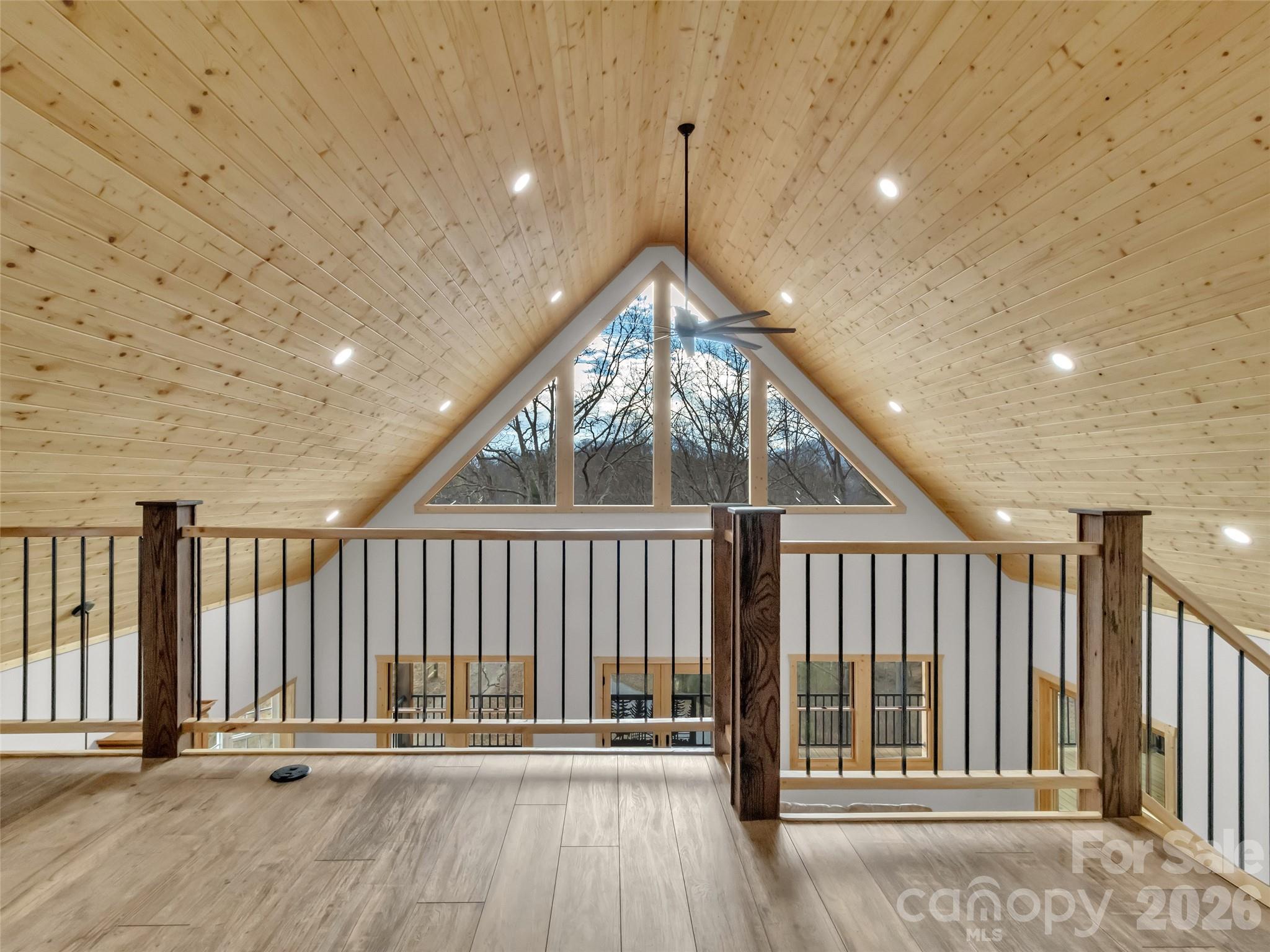 171 Cowtail Cove Clyde NC 28721