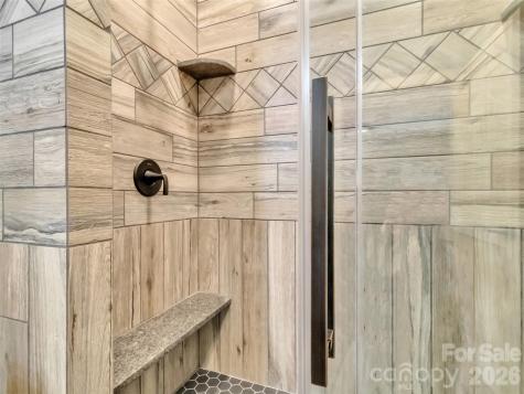 171 Cowtail Cove Clyde NC 28721