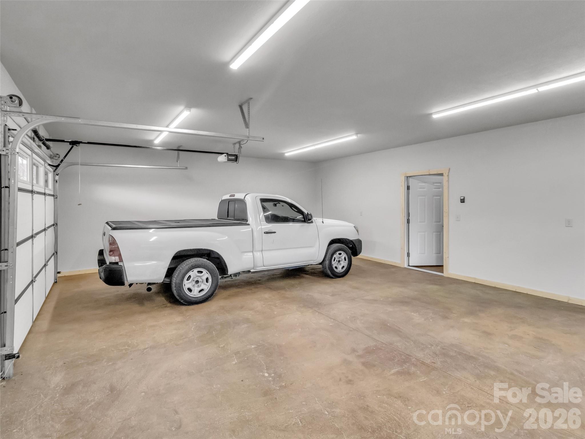 171 Cowtail Cove Clyde NC 28721