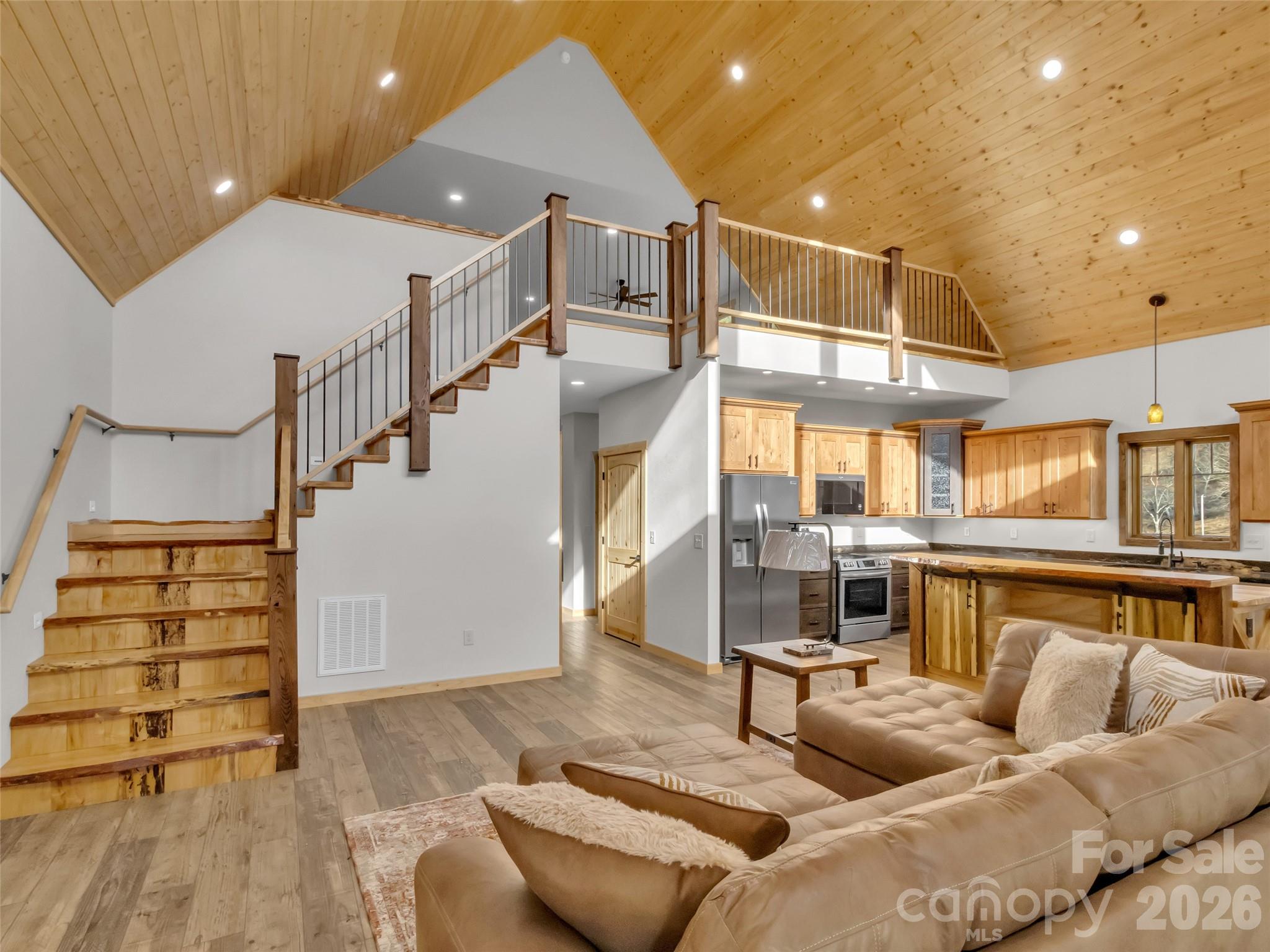 171 Cowtail Cove Clyde NC 28721