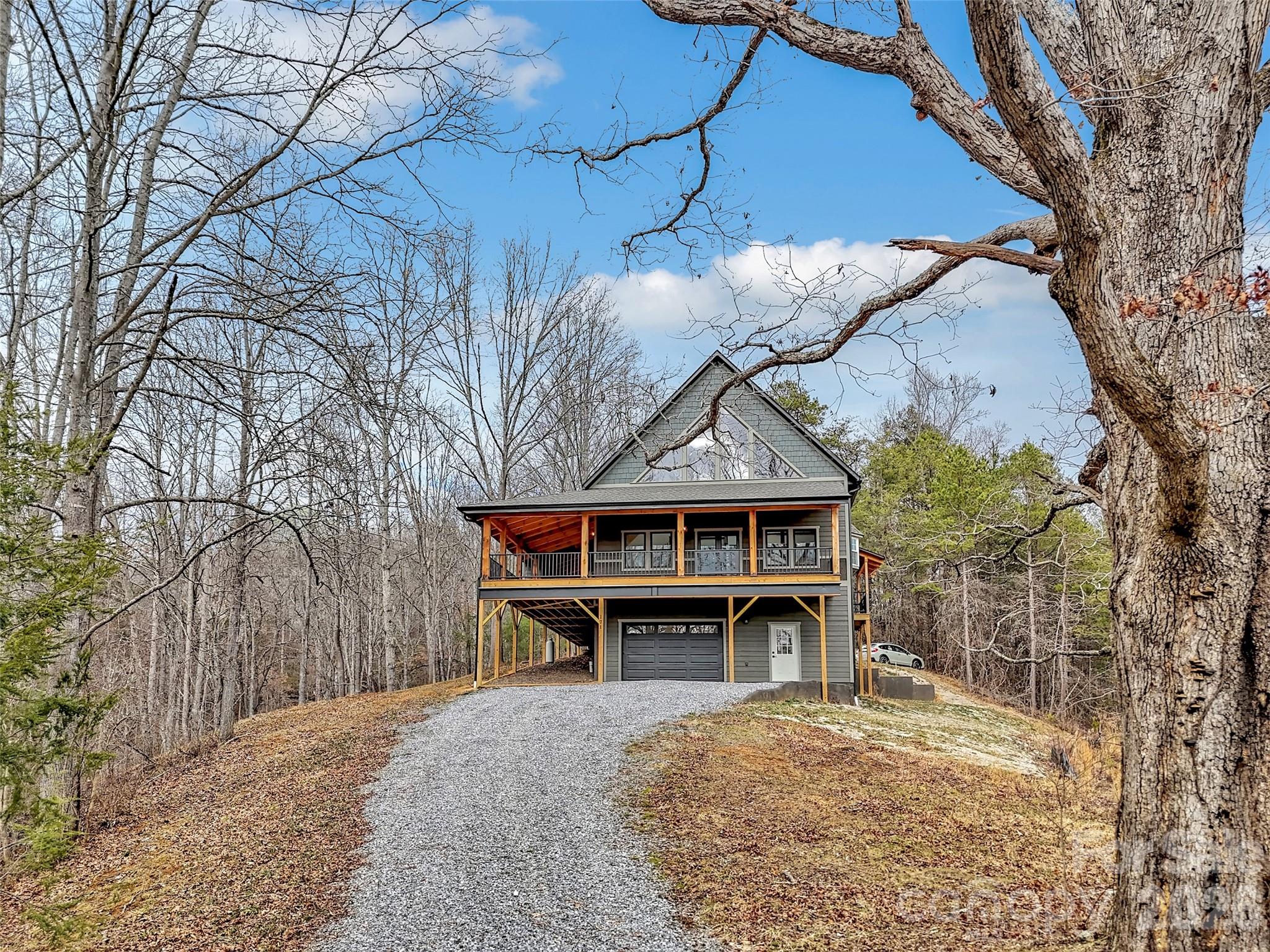 171 Cowtail Cove Clyde NC 28721
