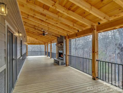 171 Cowtail Cove Clyde NC 28721