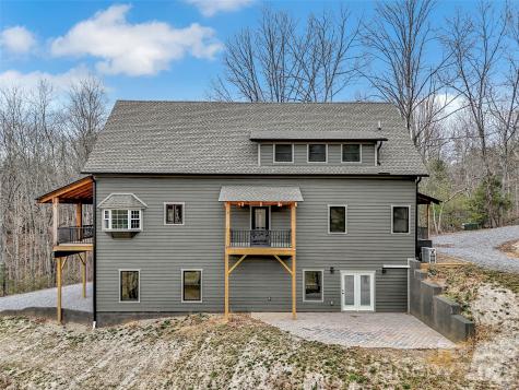 171 Cowtail Cove Clyde NC 28721