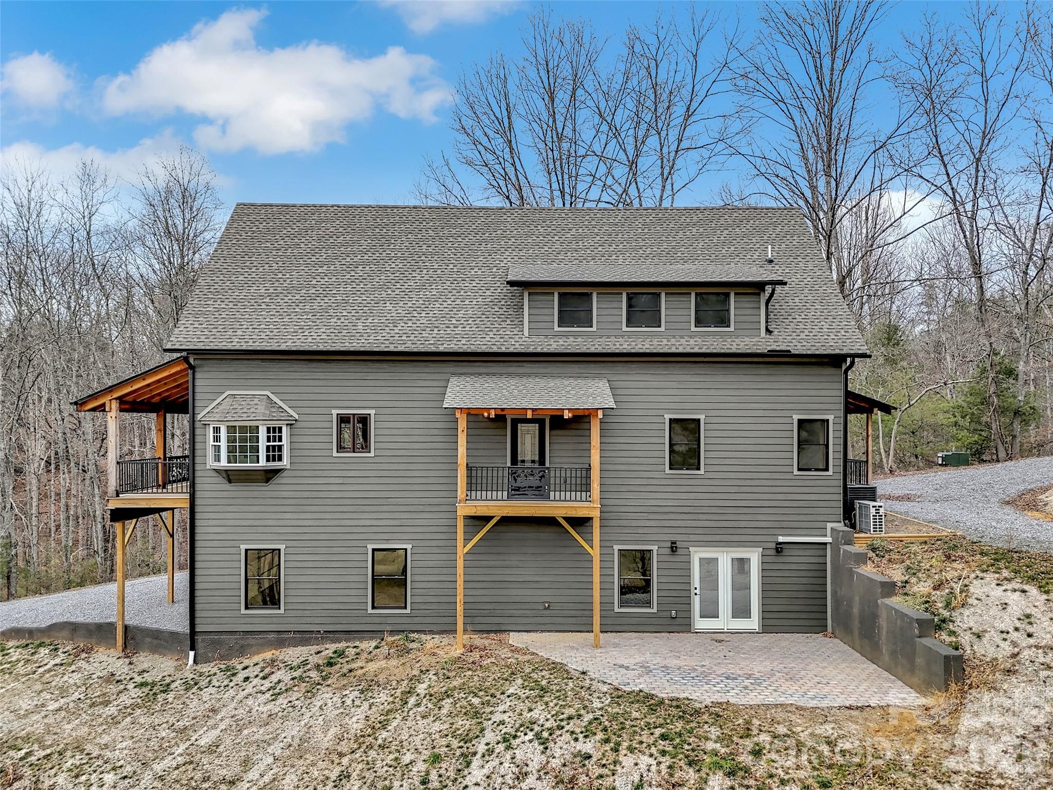 171 Cowtail Cove Clyde NC 28721