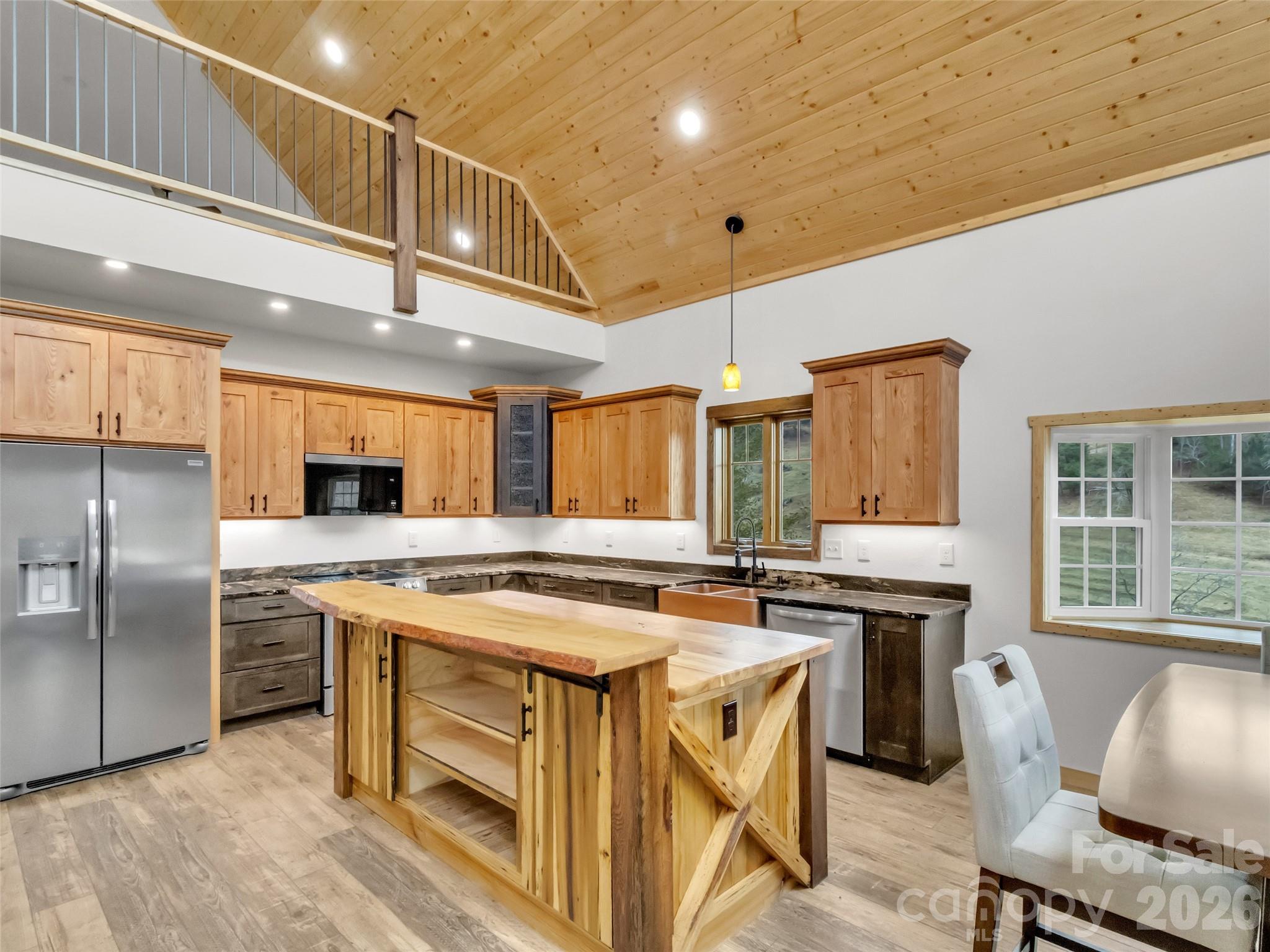 171 Cowtail Cove Clyde NC 28721