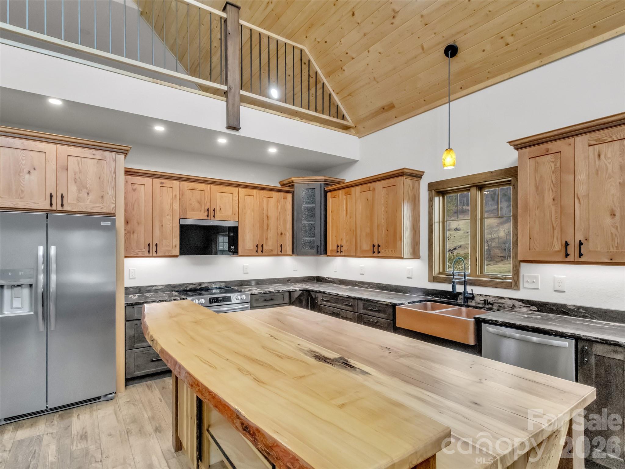 171 Cowtail Cove Clyde NC 28721