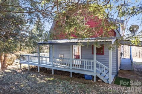 286 Pioneer Ridge Road Canton NC 28716