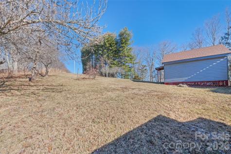 286 Pioneer Ridge Road Canton NC 28716