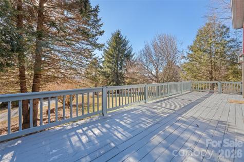 286 Pioneer Ridge Road Canton NC 28716