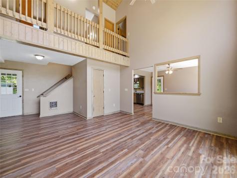 286 Pioneer Ridge Road Canton NC 28716