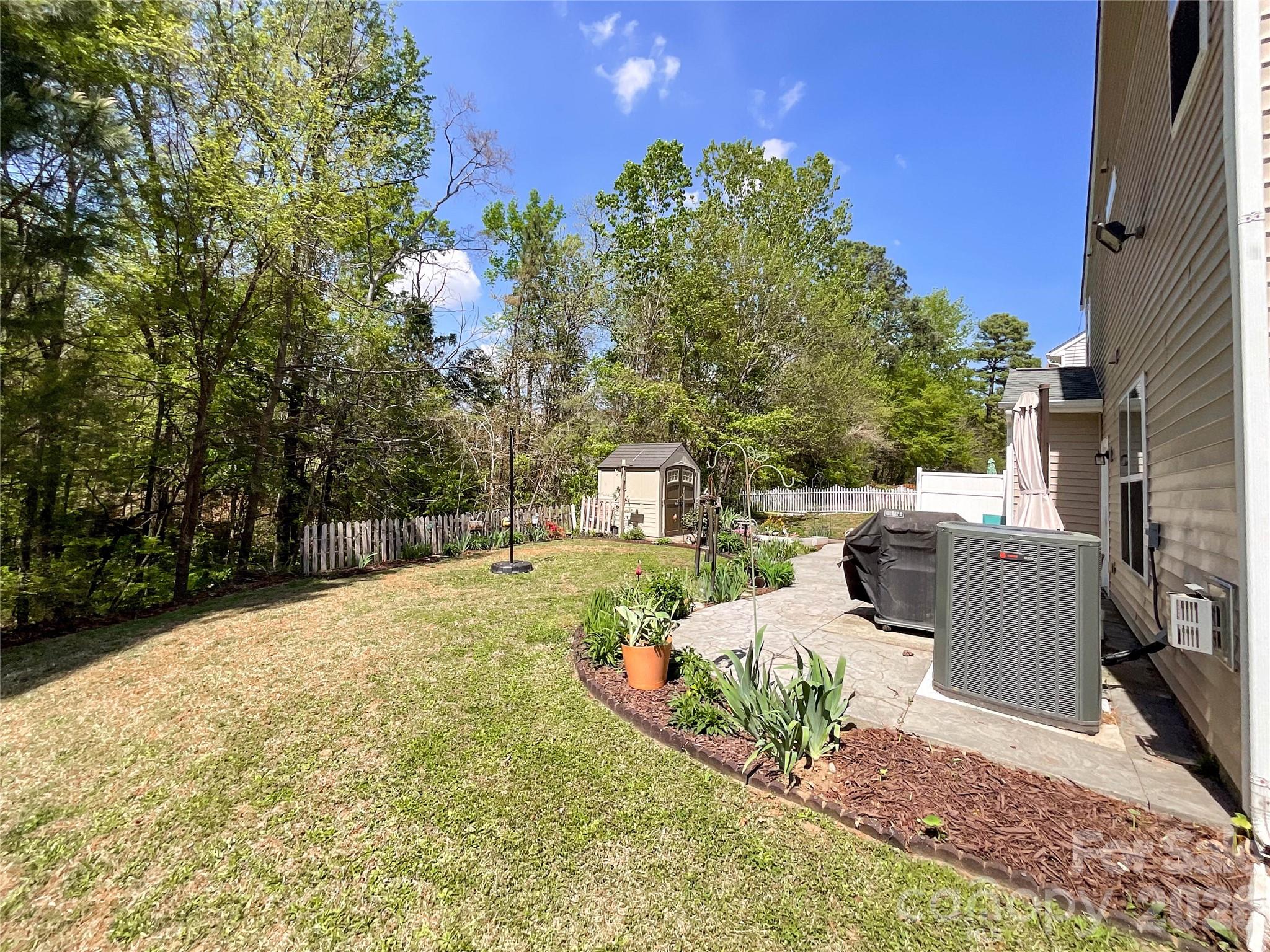 15137 Oldcorn Lane Charlotte NC 28262