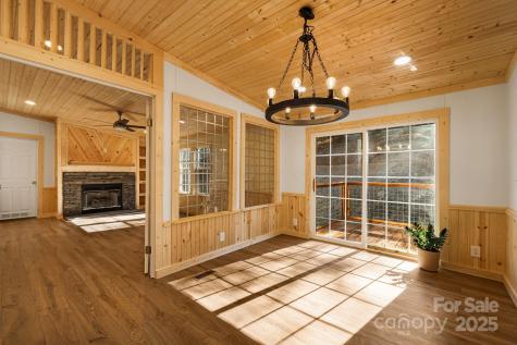 398 Dogwood Drive Bakersville NC 28705