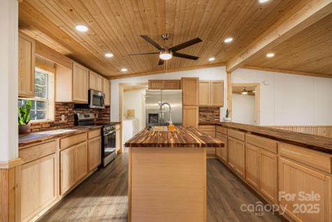 398 Dogwood Drive Bakersville NC 28705