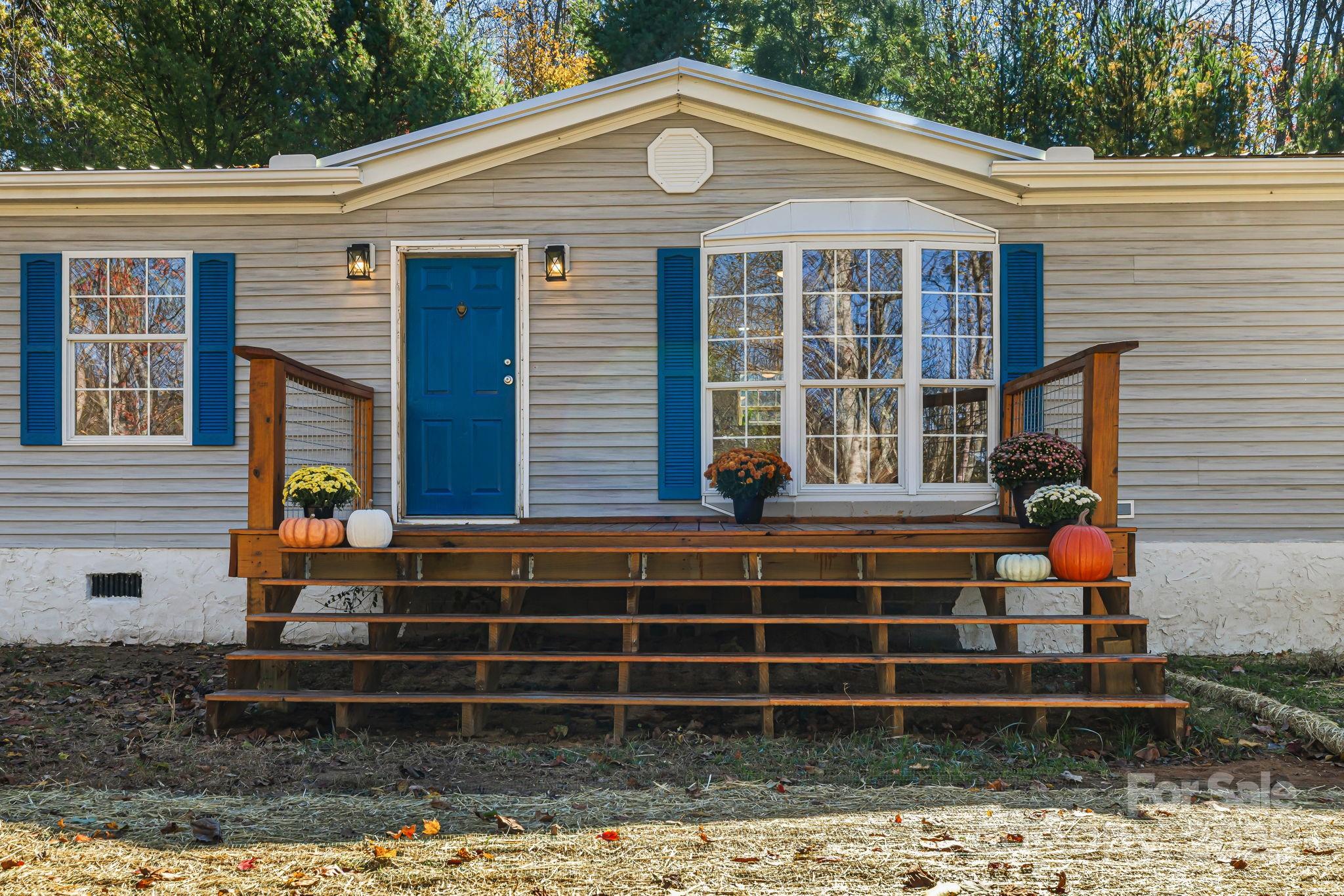 398 Dogwood Drive Bakersville NC 28705