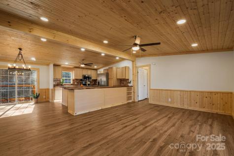 398 Dogwood Drive Bakersville NC 28705