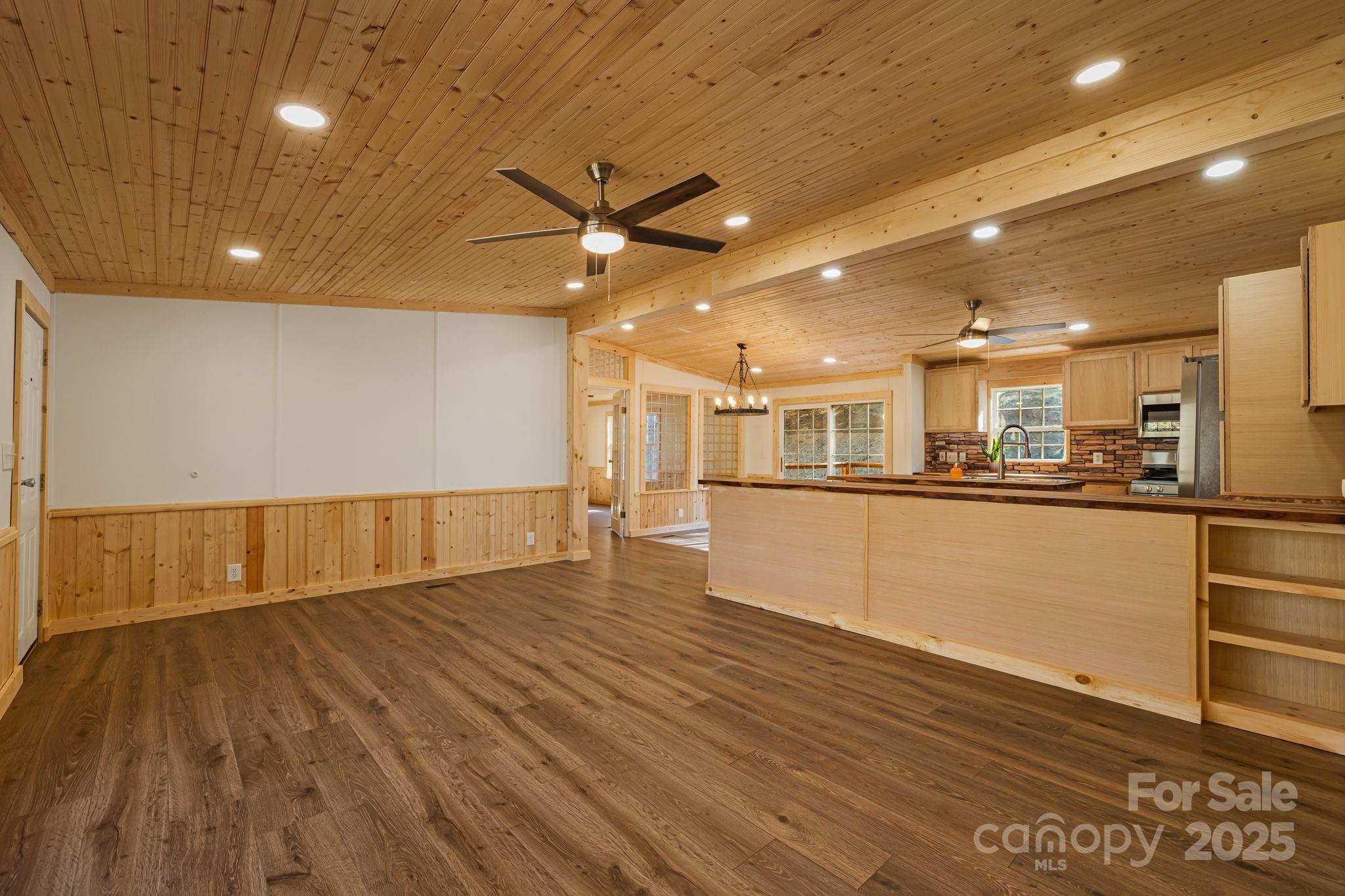 398 Dogwood Drive Bakersville NC 28705