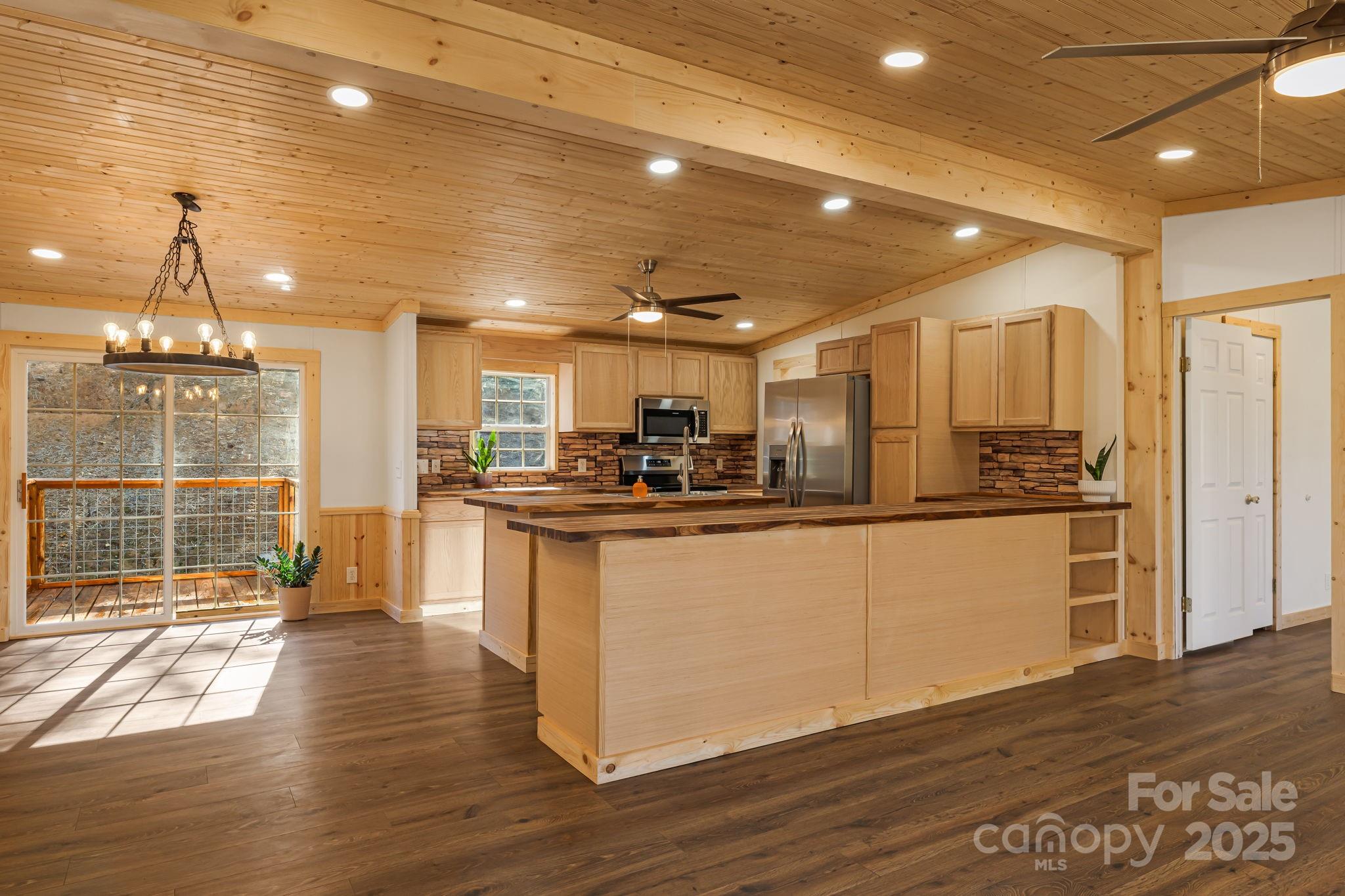 398 Dogwood Drive Bakersville NC 28705