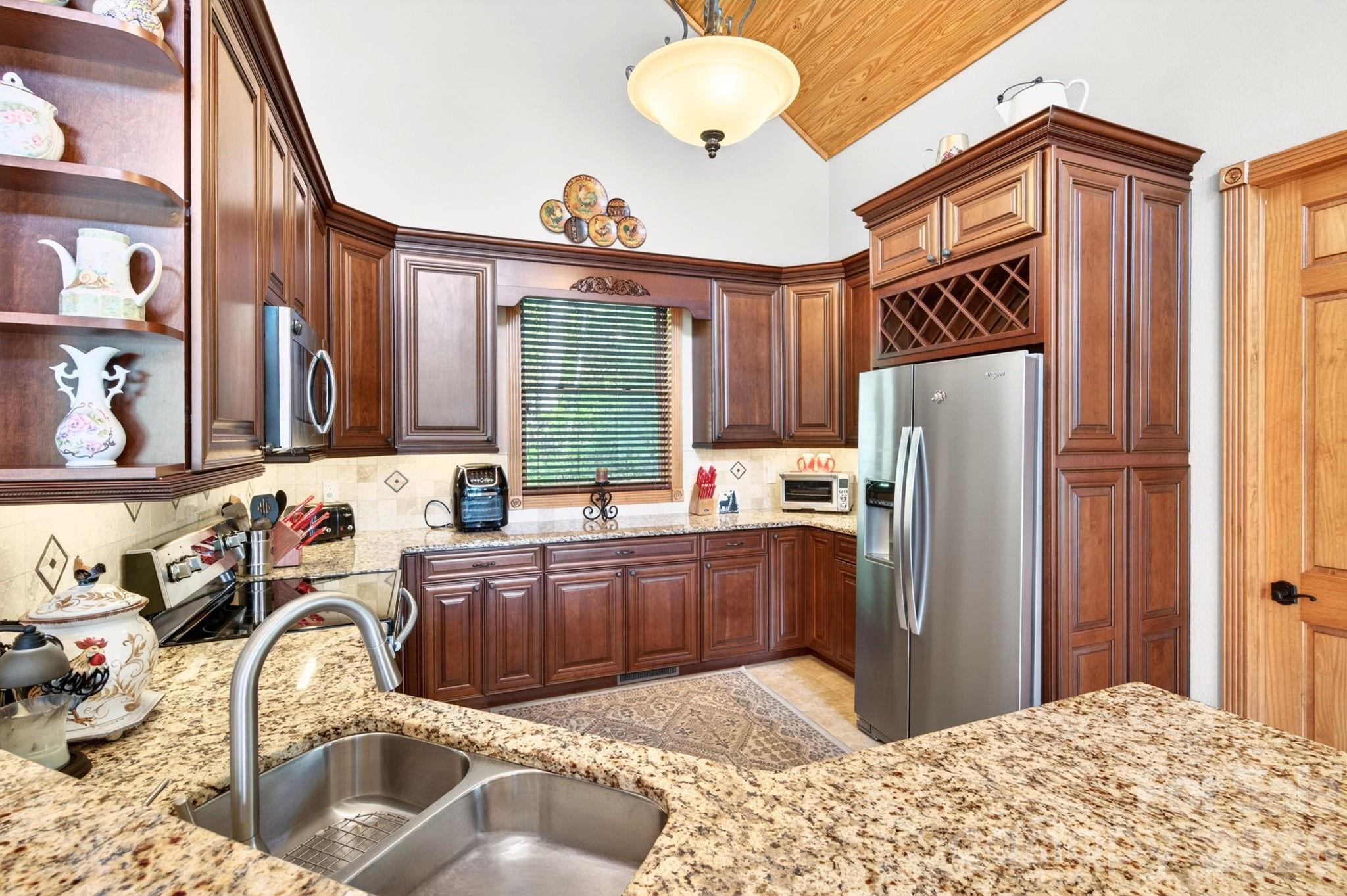 80 E Valley View Drive Marion NC 28752