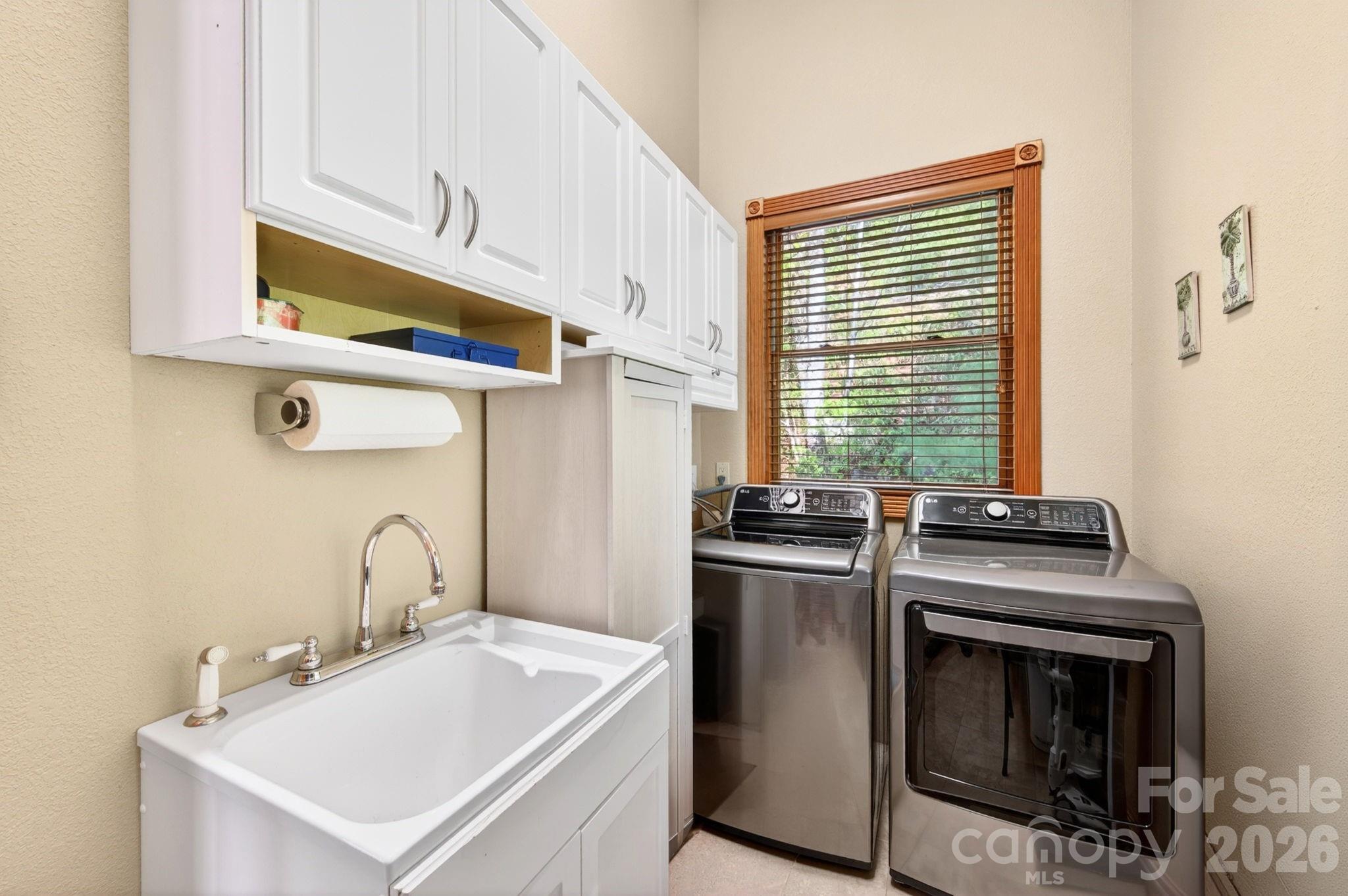 80 E Valley View Drive Marion NC 28752