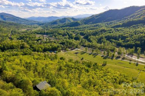 80 E Valley View Drive Marion NC 28752