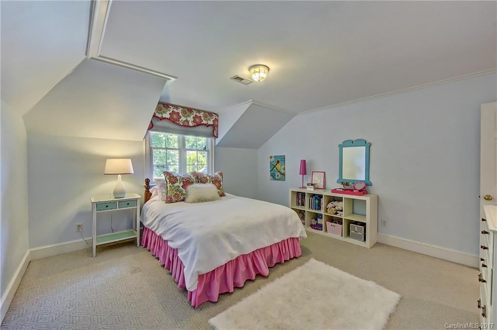 2401 Calais Place Charlotte NC 28211