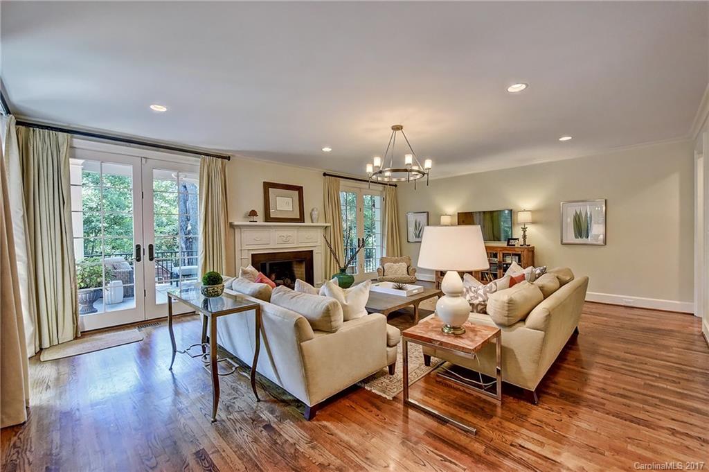 2401 Calais Place Charlotte NC 28211