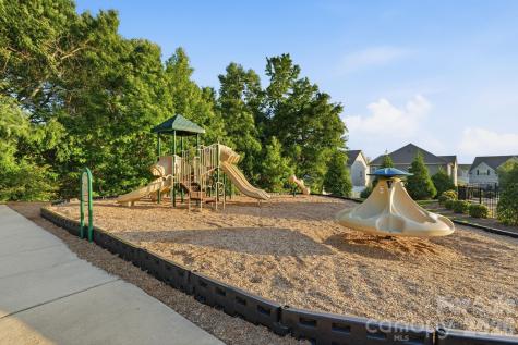 108 W Northstone Road Mooresville NC 28115