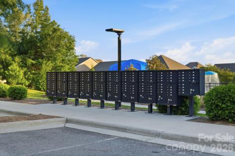 108 W Northstone Road Mooresville NC 28115