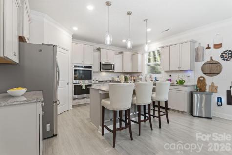 108 W Northstone Road Mooresville NC 28115