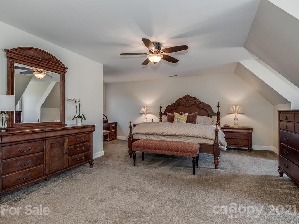 10224 Berkeley Pond Drive Charlotte NC 28277