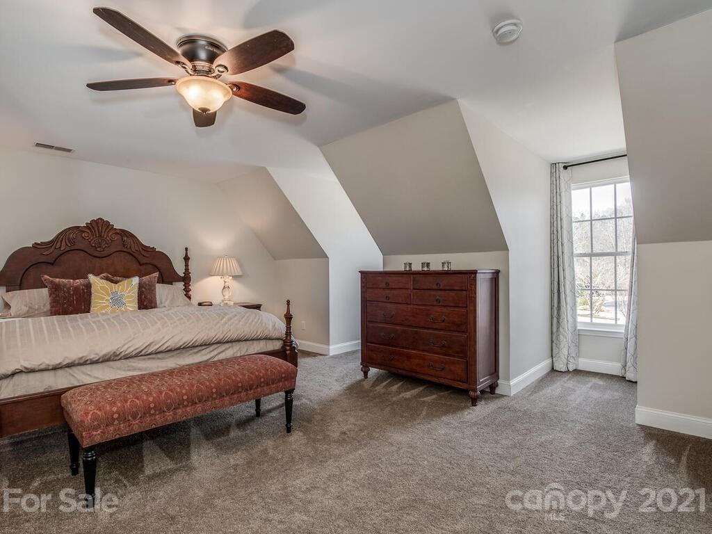 10224 Berkeley Pond Drive Charlotte NC 28277