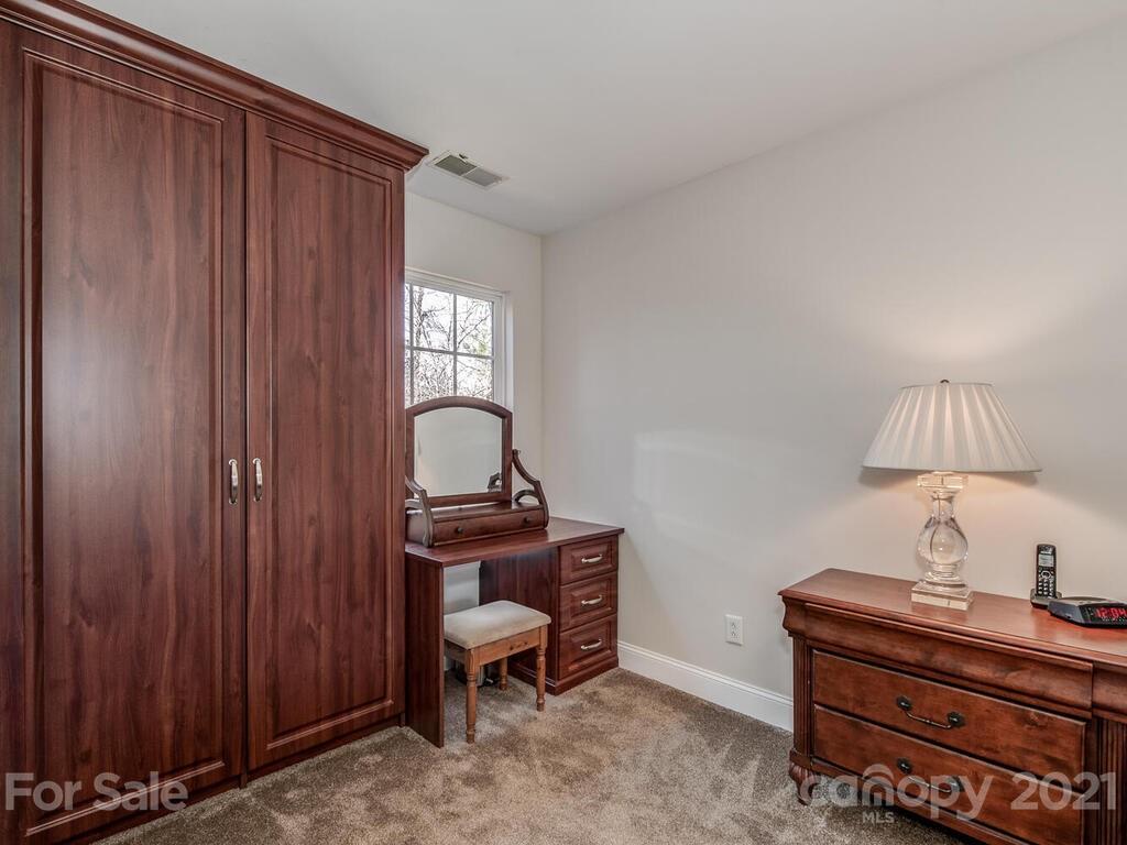 10224 Berkeley Pond Drive Charlotte NC 28277